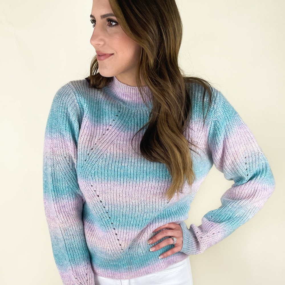 HEARTLOOM Rainbow Colored Sky Sweater Size Medium Great Condition